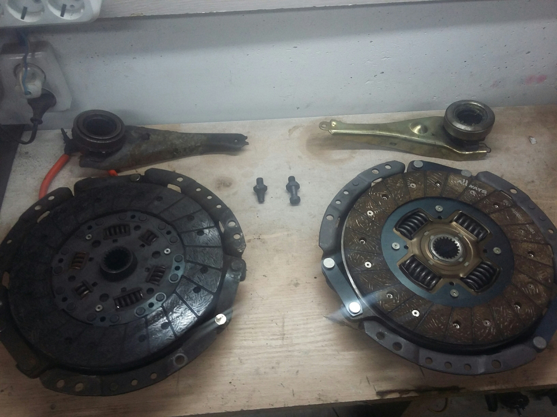 Жесткая педаль сцепления — ZX Admiral, 2,2 л, 2005 года | своими руками ...