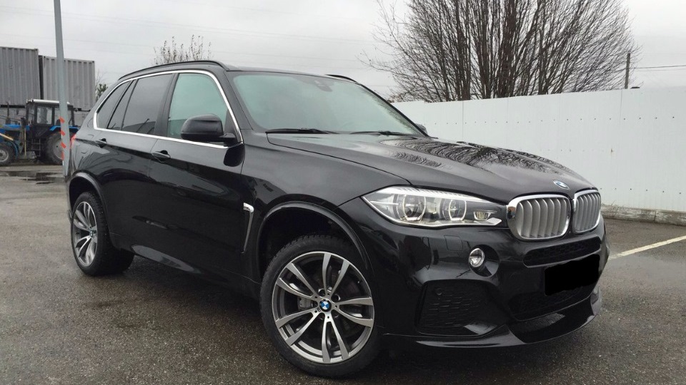 Bmw f30 2011. Ф15 черный. Bmw 3 series 2016. Bmw 1 118. Bmw 550 2011.