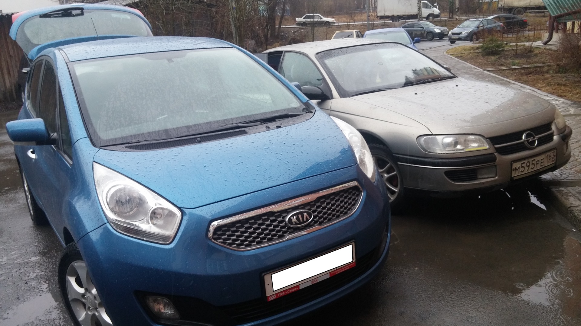 KIA Venga 1.6 бензиновый 2011 | Машинка девушек. на DRIVE2