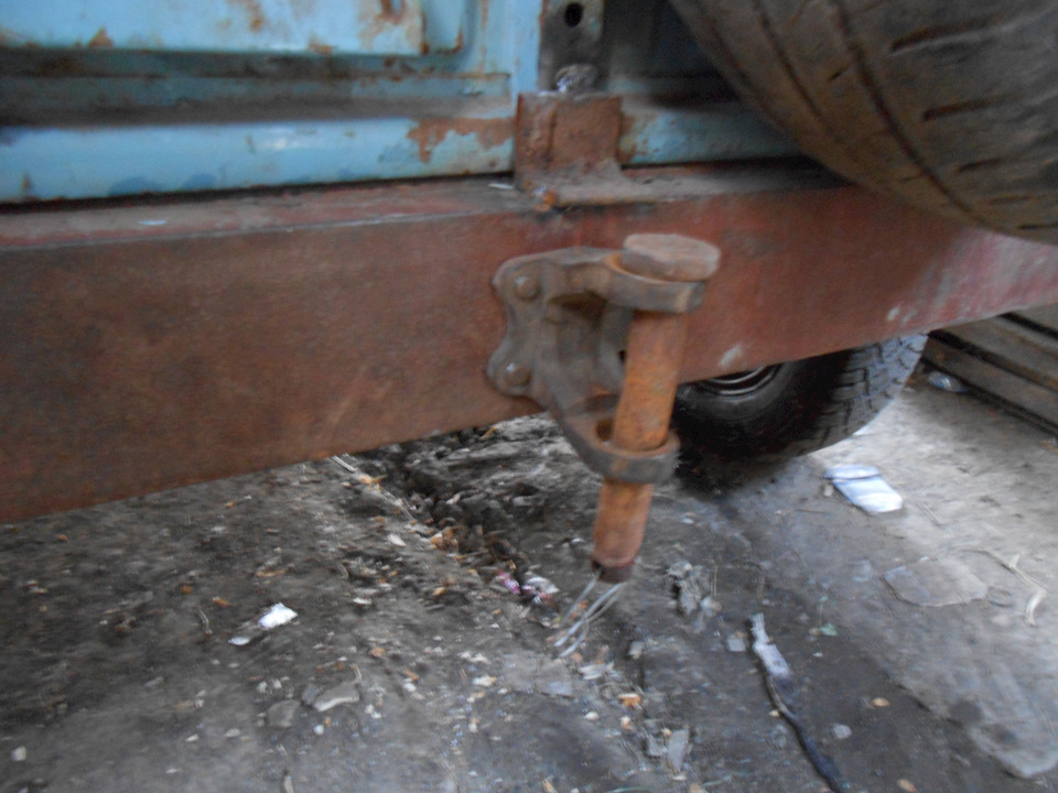 Фаркоп из фланца крестовины — ЛуАЗ 969, 1,1 л, 1982 года | аксессуары ...