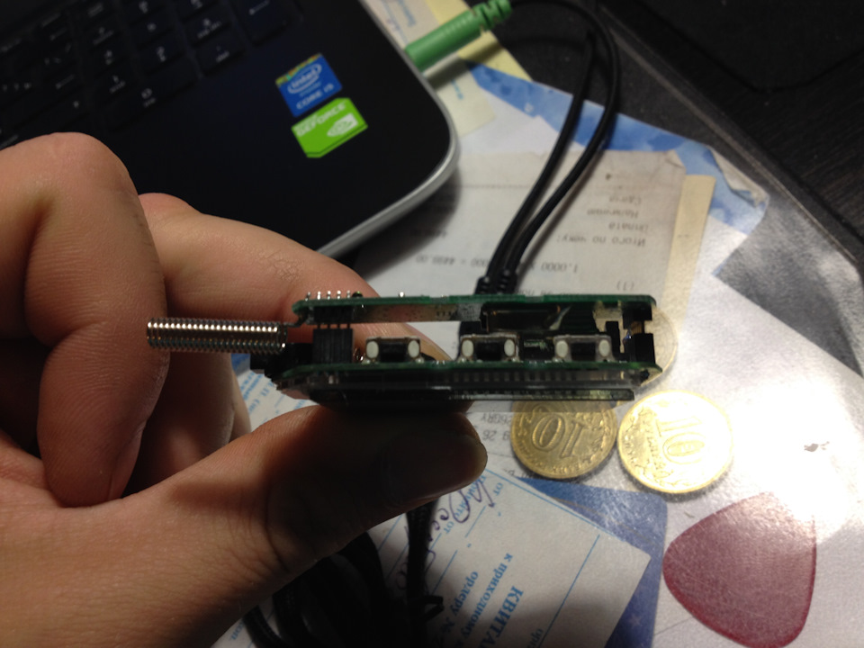 Кнопка в брелке сигнализации — Mitsubishi L200 (4G), 2,5 л, 2014 года ...