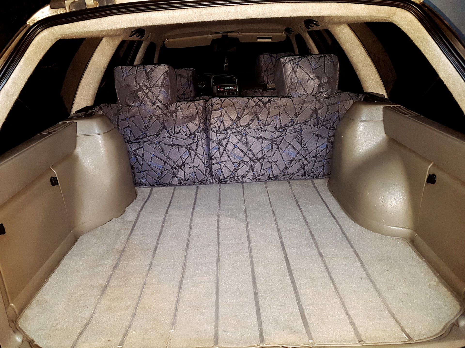 Багажник VW Passat b3