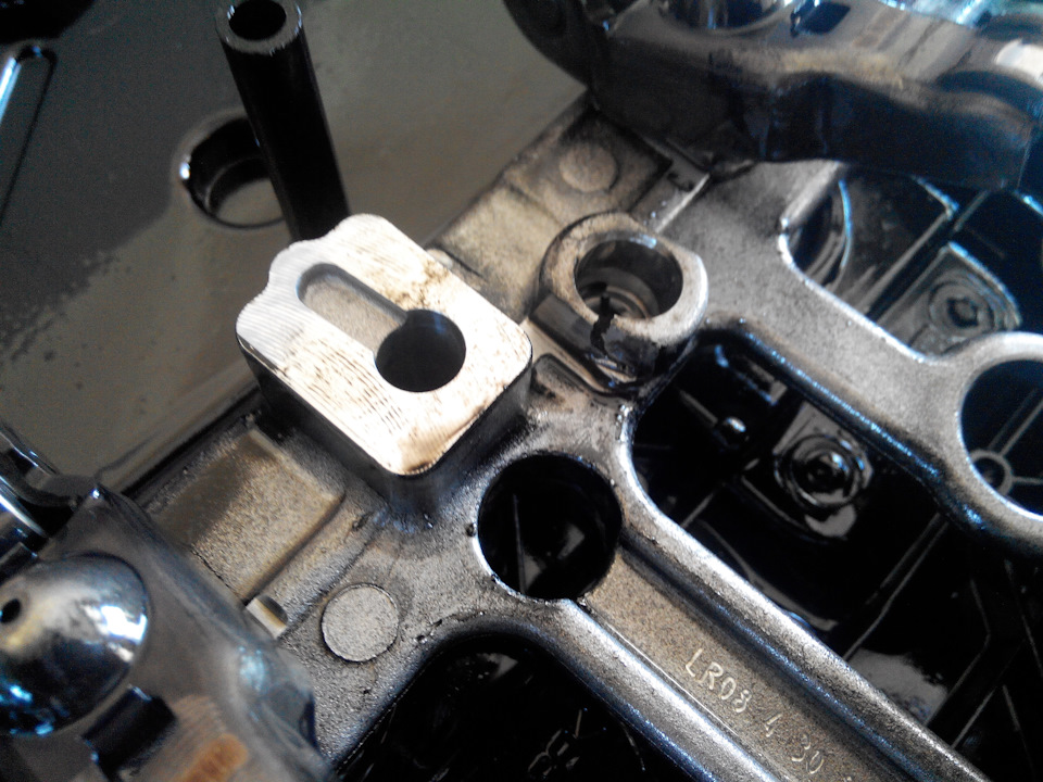 Булькающий звук в движке — Ford Transit (7G), 2,4 л, 2008 года | другое ...