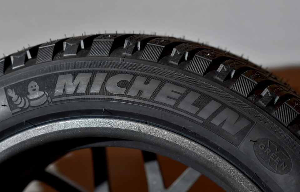 Мишлен где год выпуска. Дата производства шин Michelin. Дата изготовления шины Michelin Ice. Расшифровка надписи на резине автомобиля Мишлена x Ice-North 3. Где год резины Latitude.