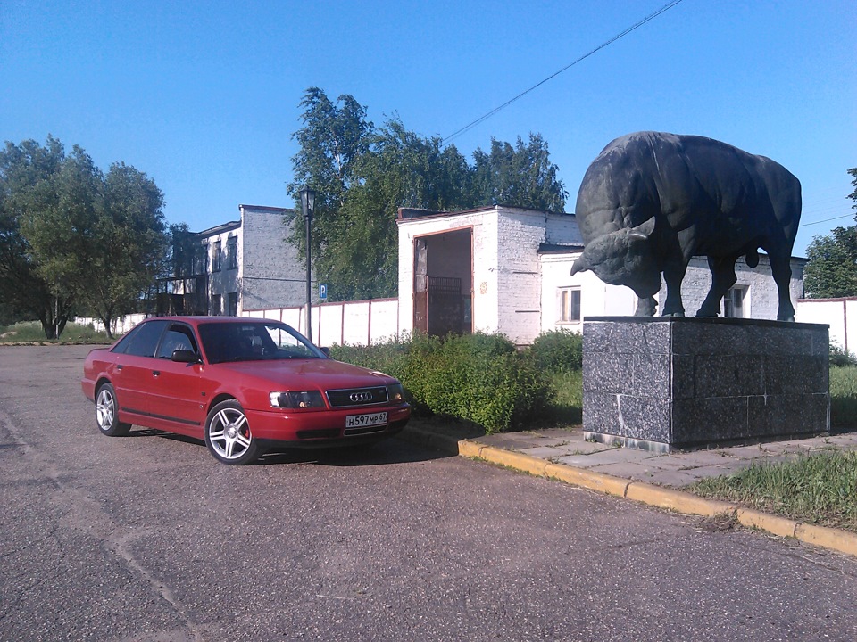 Покрасил супорта… — Audi 100 (C4), 2,3 л, 1991 года | колёсные диски ...
