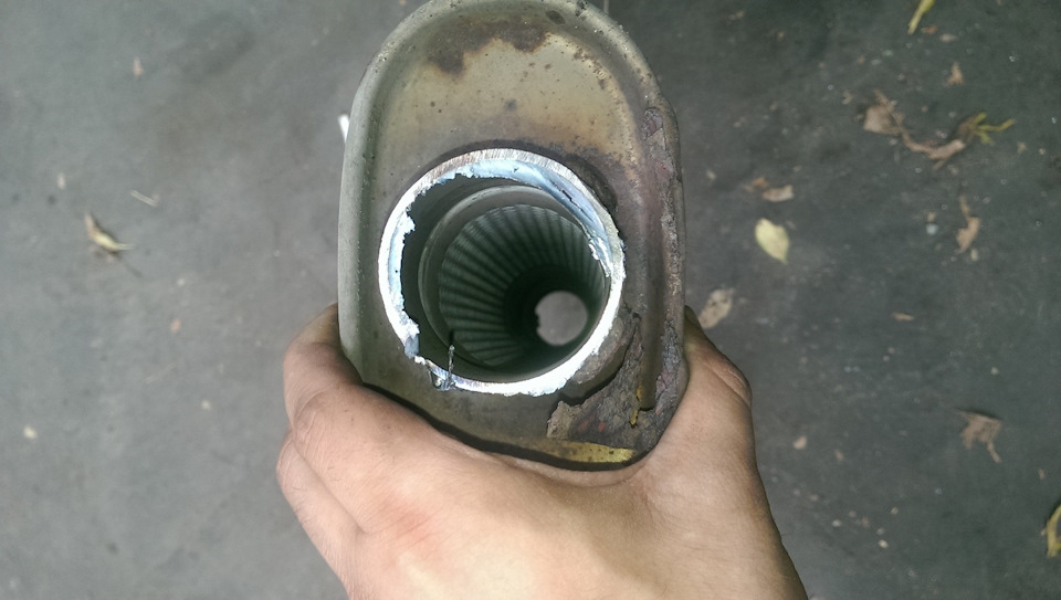 Резонатор внутри — Hyundai XG