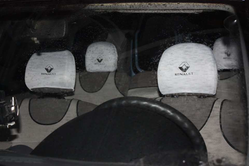 Фото в бортжурнале Dacia Logan MCV (1G)