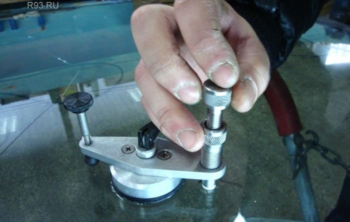 Ремонт трещины на лобовом стекле — Dodge Intrepid II, 3,2 л, 1998 года ...