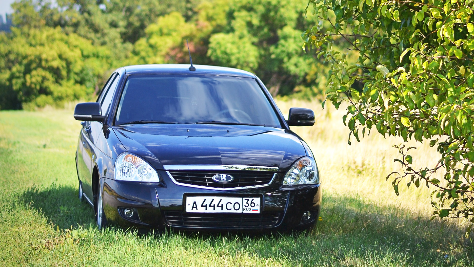 Lada Приора хэтчбек 1.6 бензиновый 2009 | Black Pearl Air на DRIVE2