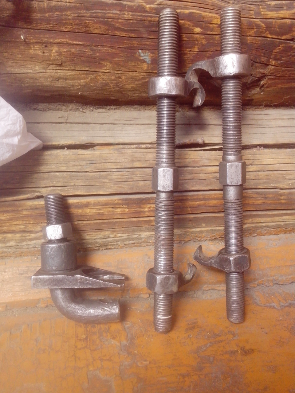 Замена опорного и нижней шаровой опоры — Daewoo Nexia (N150), 1,6 л ...