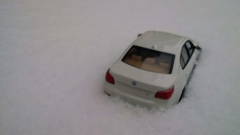 Фото в бортжурнале BMW 5 series (E60)