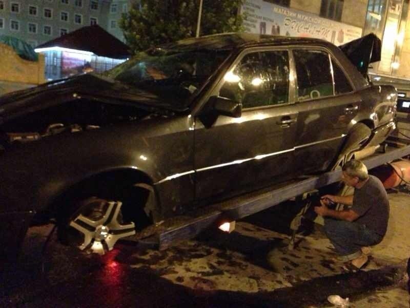 Фото в бортжурнале Mercedes-Benz E-Class (W124)