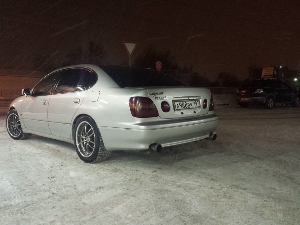 Ариста 20. Тойота аристо 4вд. Резина 235х55 r17 на Toyota Aristo. Aristo 4wd. Тойота аристо ДТП.