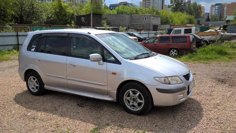 Mazda premacy 2001 год