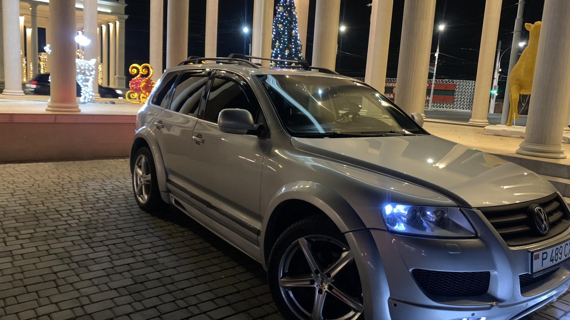 Volkswagen Touareg (1G) 2.5 дизельный 2005 | JE design - волчара на DRIVE2