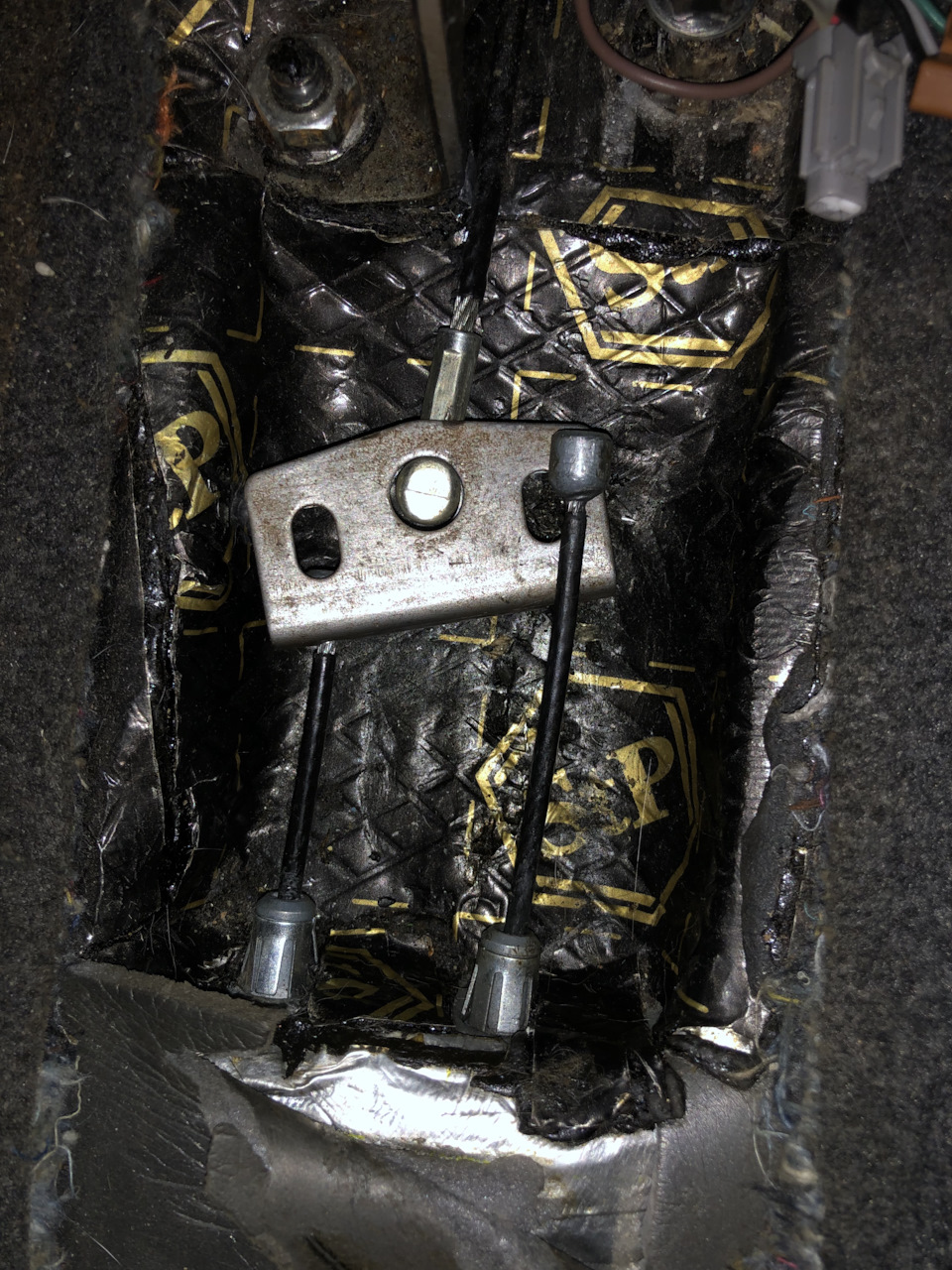 Фото в бортжурнале Nissan Tiida (1G)