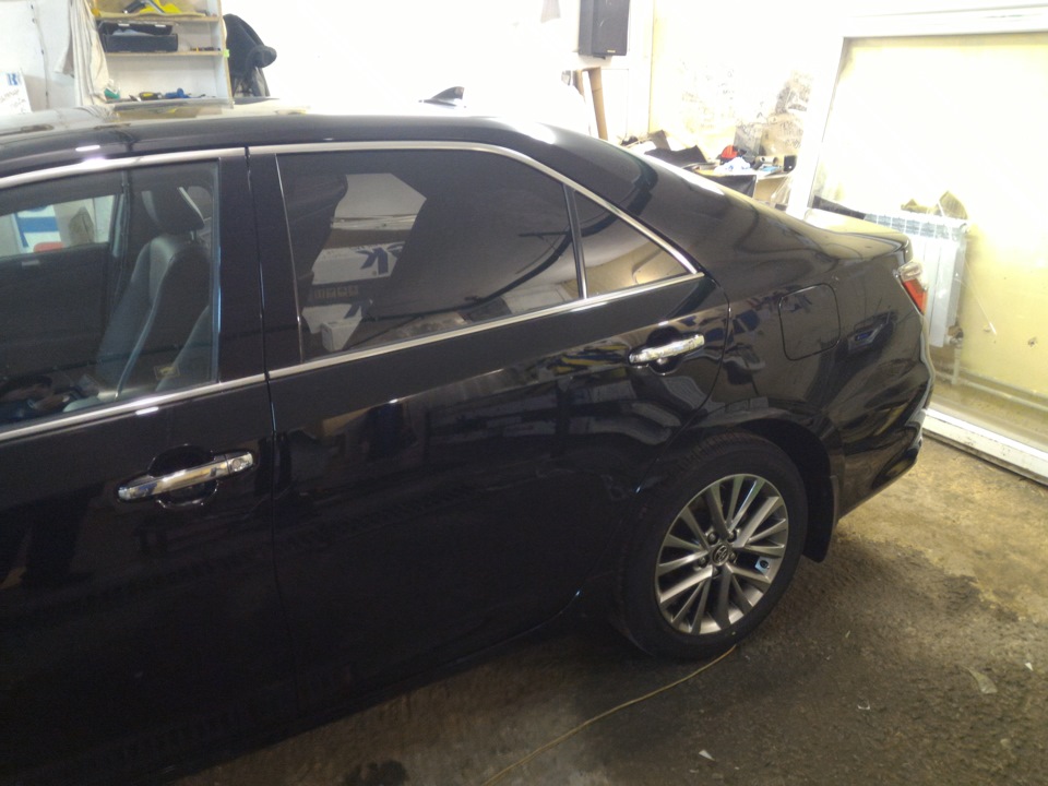 Бронь пленка, тонировка. — Toyota Camry (XV50), 2,5 л, 2015 года ...