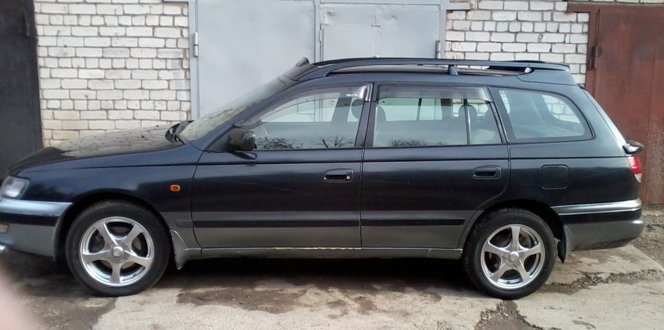 Toyota Caldina Aerial 1996