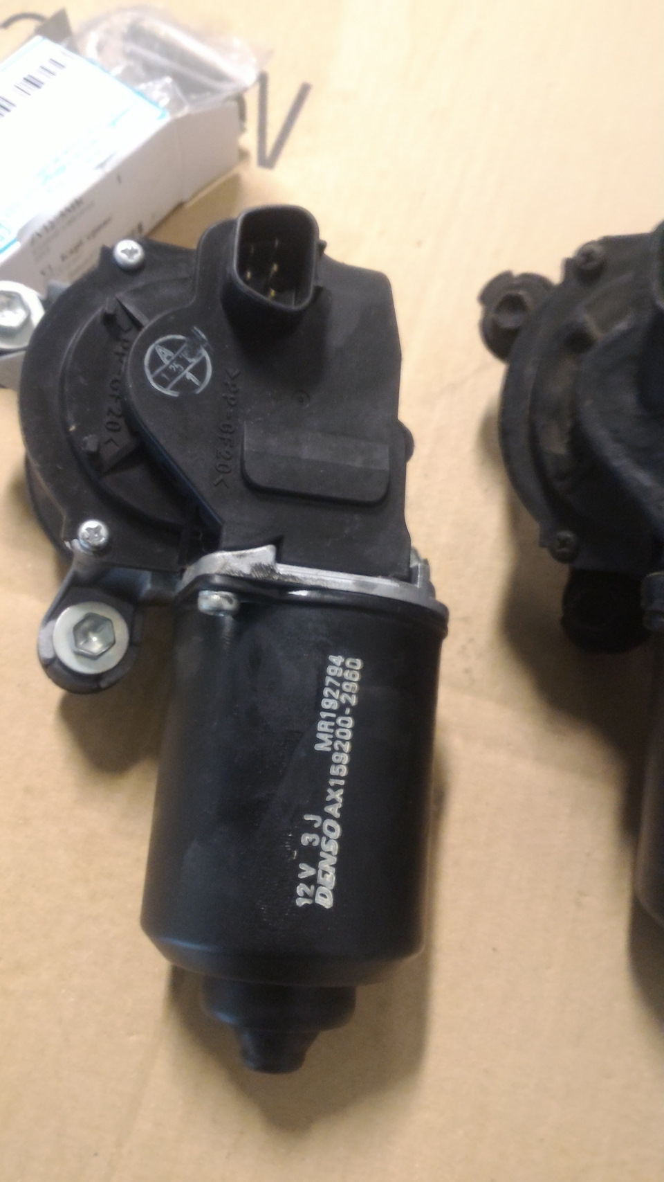 Мотор стеклоочистителей — Mitsubishi Galant (8G), 2,4 л, 2003 года ...