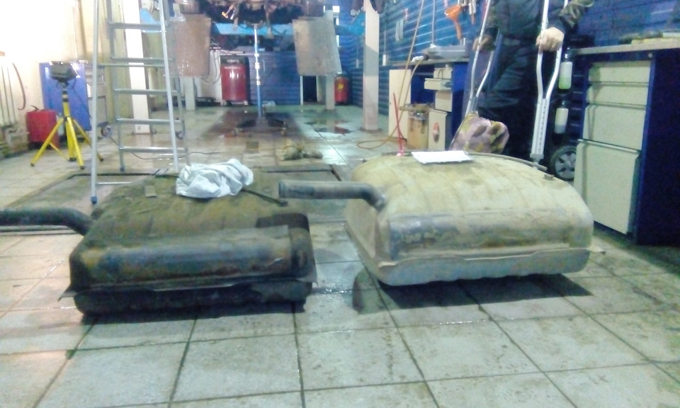 Замена бензобака или впихнуть не впихуемое — GMC Suburban (8G), 5,7 л ...