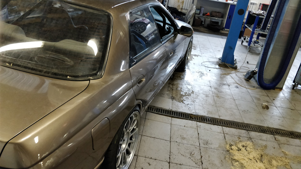 Фото в бортжурнале Nissan Skyline (R32)