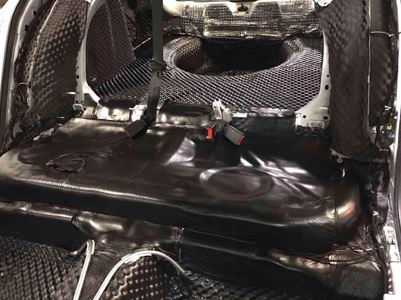 Шумоизоляция отверстия. Акустический поролон квадра ппу акустик. Шумоизоляция xmat. Герметон а30. Воздуховод 125 шумопоглощающий.