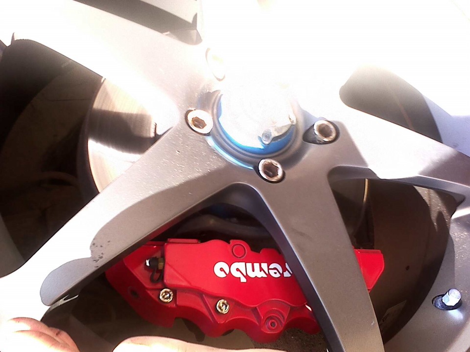 прикупил накладки на тормозные супорта "BREMBO" — Toyota Ipsum (21), 2 ...