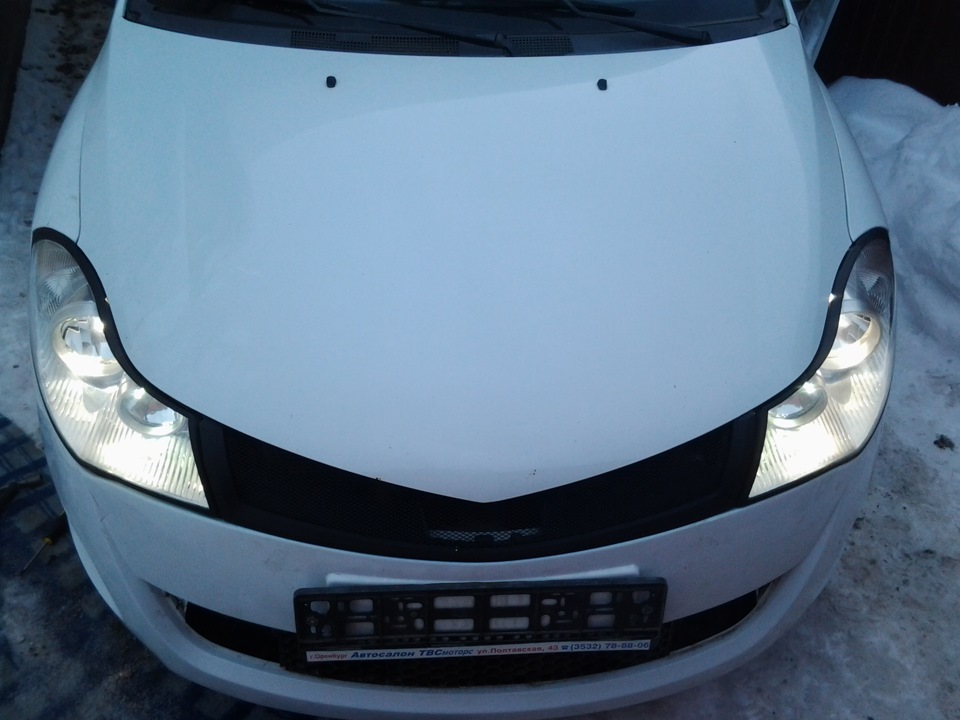 подвел глаза на черике :)или окантовка фар черный мат :) — Chery A13, 1 ...