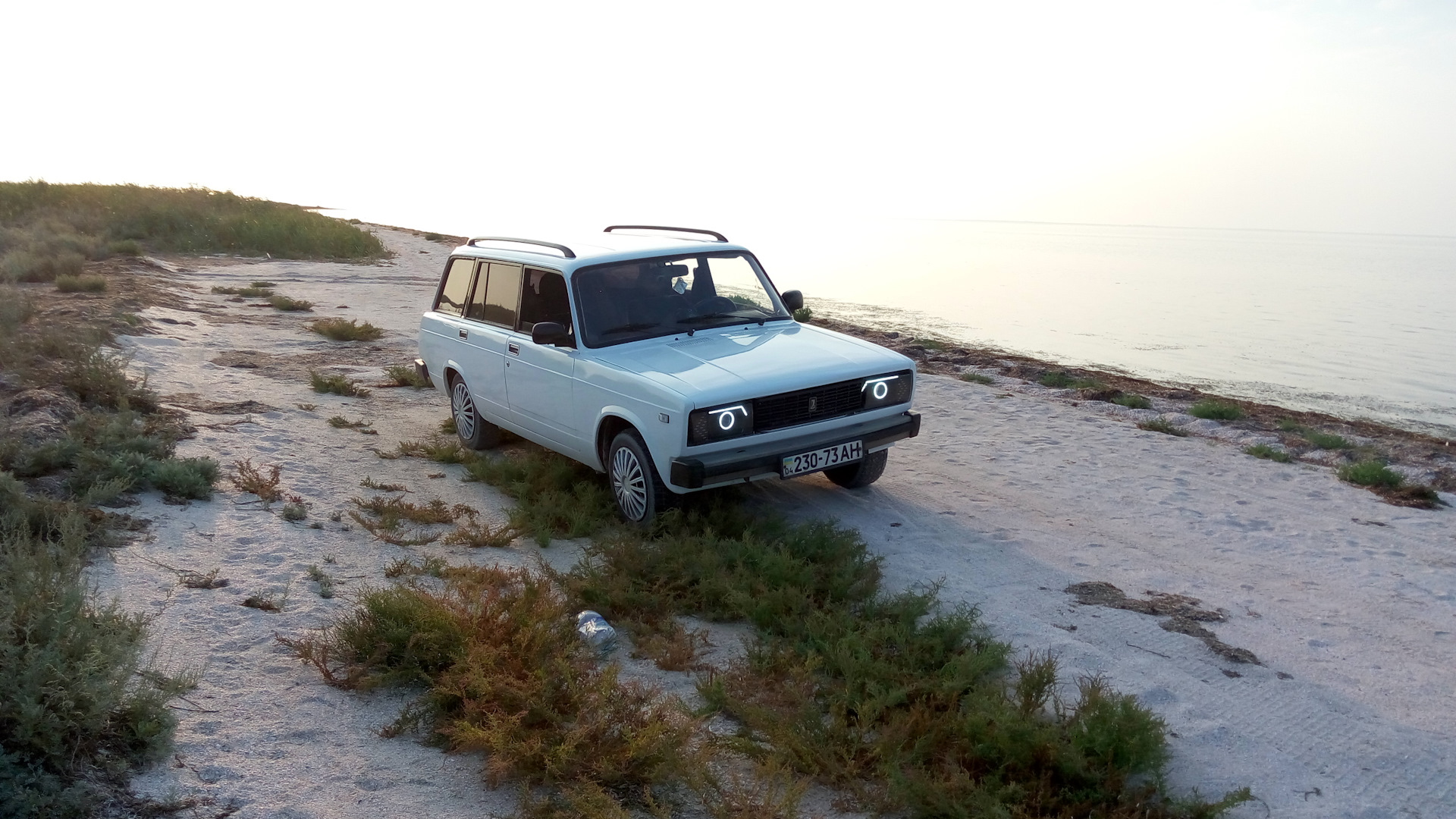 Lada 2104 1.3 бензиновый 1991 | Белый снег Full LЁD на DRIVE2