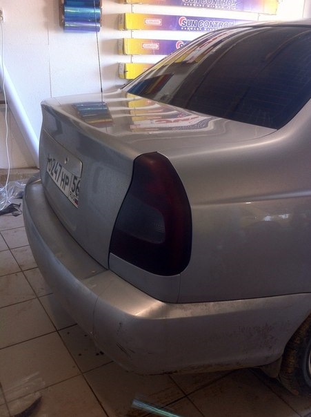 Лоб \"Хамелеон\", задние фонари в черный мат. — Hyundai Accent (2G), 1,5 ...