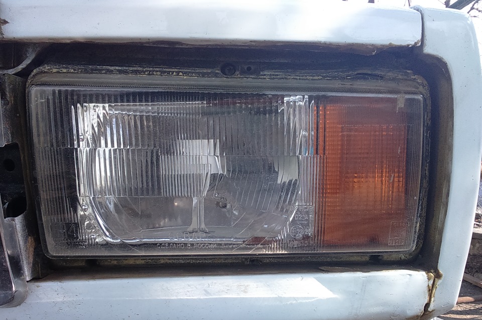 Чистка фар зубной пастой — Lada 21074, 1,6 л, 2005 года | мойка | DRIVE2