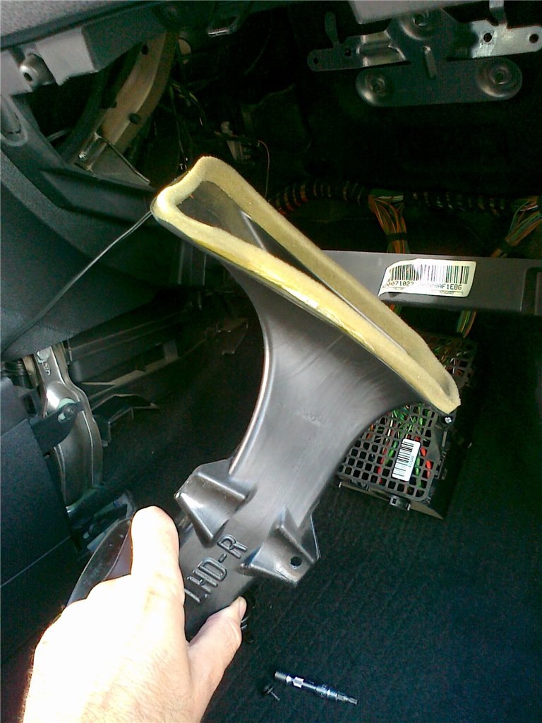 дефлектор воздуховода hilux 1996. как вытащить воздуховоды. дефлектор воздуховода ниссан альмера g15. дефлектор воздуховода рено дастер. воздуховод на kia picanto 2013.