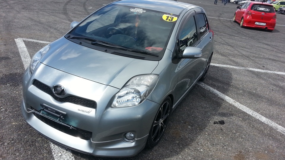 Vitz RS 2015