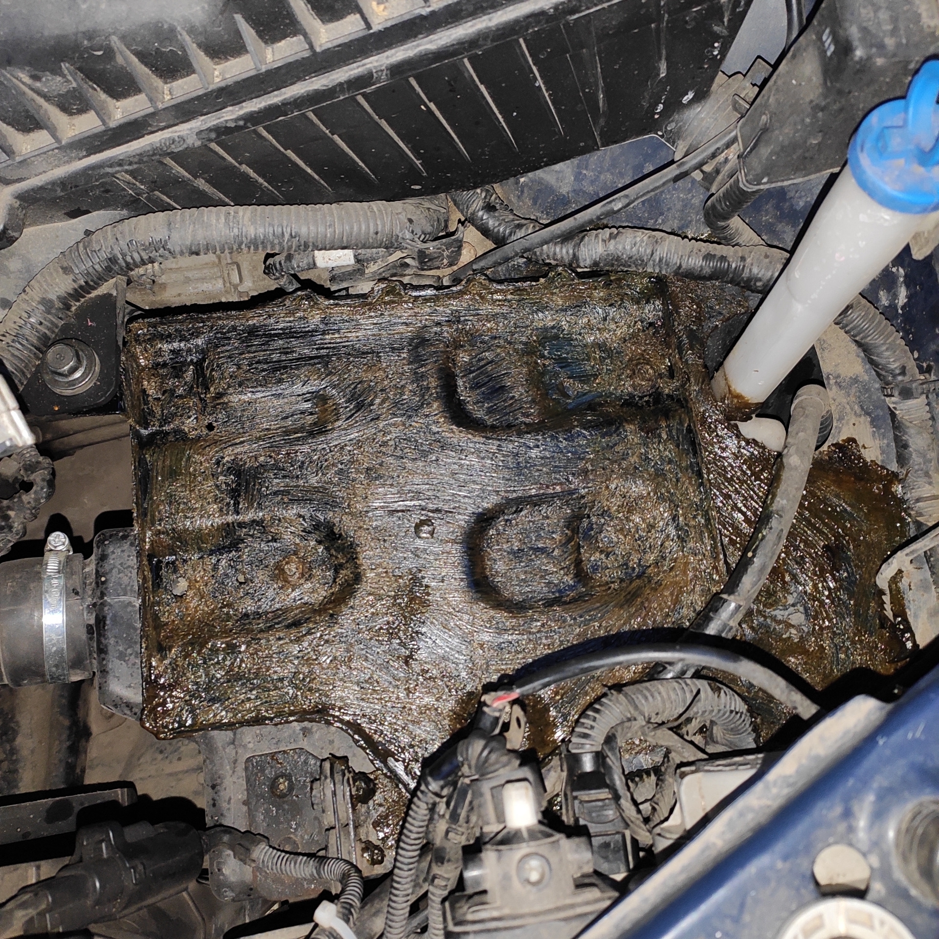 Подставка под аккумулятор — KIA Spectra, 1,6 л, 2008 года | своими ...