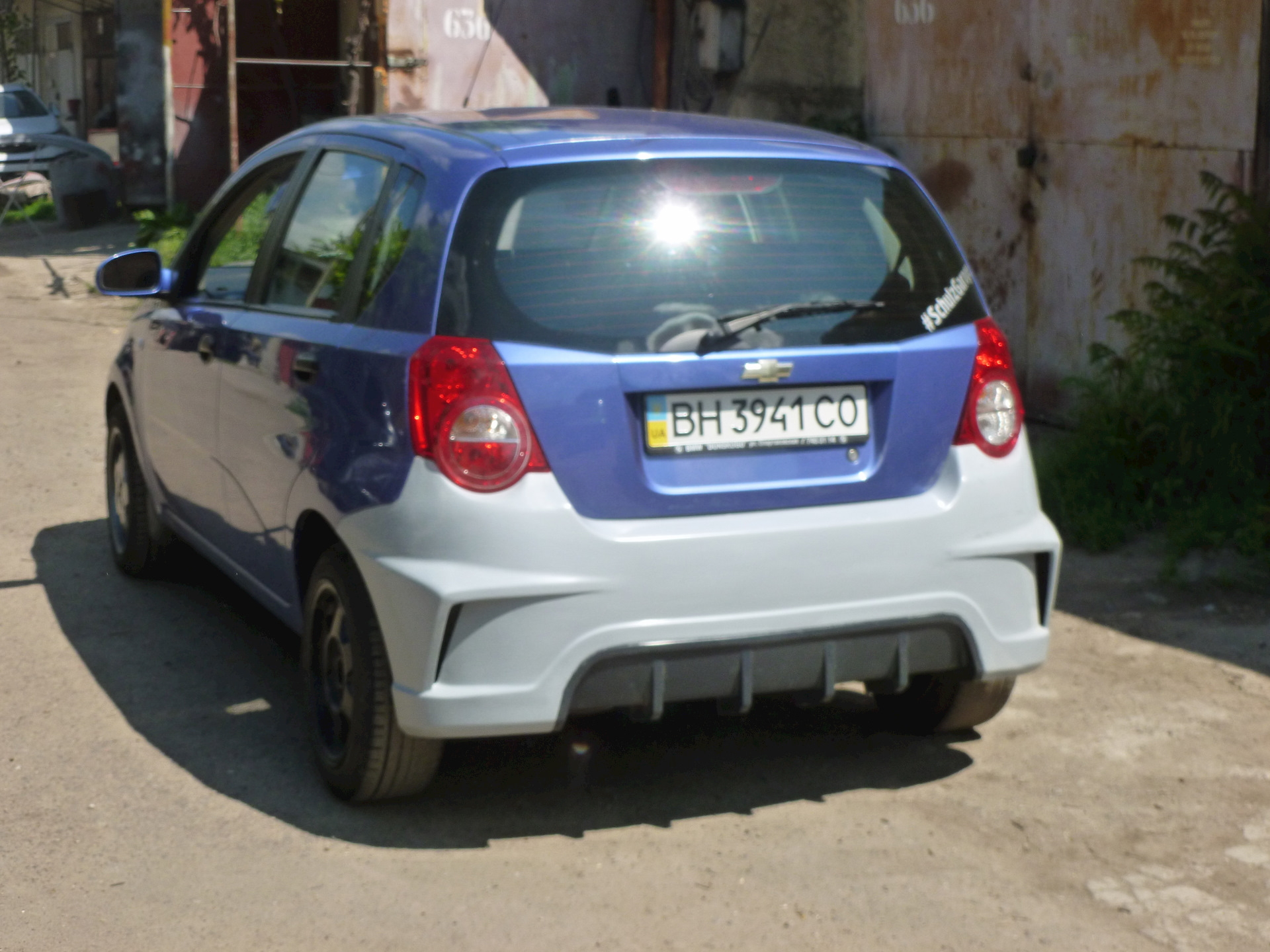 Бампер Т255 на авто. — Chevrolet Aveo 5-door (1G), 1,5 л, 2005 года ...