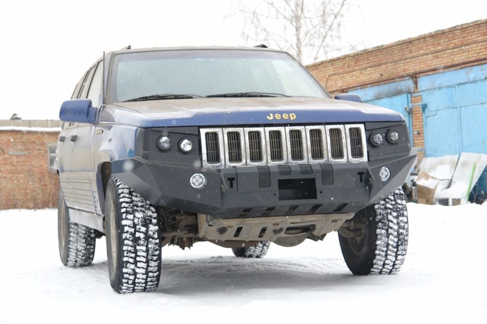 Бампера jeep grand cherokee. Jeep Grand Cherokee силовой бампер. Jeep Grand Cherokee 4 силовой бампер. Гранд Чероки силовой бампер передний. Гранд Чероки в силовом обвесе.