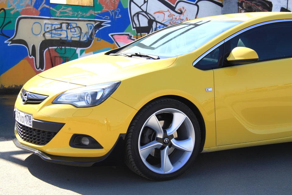 Фото в бортжурнале Opel Astra J GTC