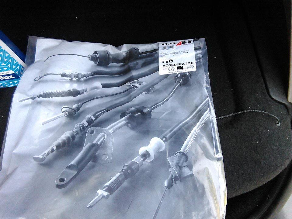 Фото в бортжурнале Peugeot 307. Запчасти на фото: K3688