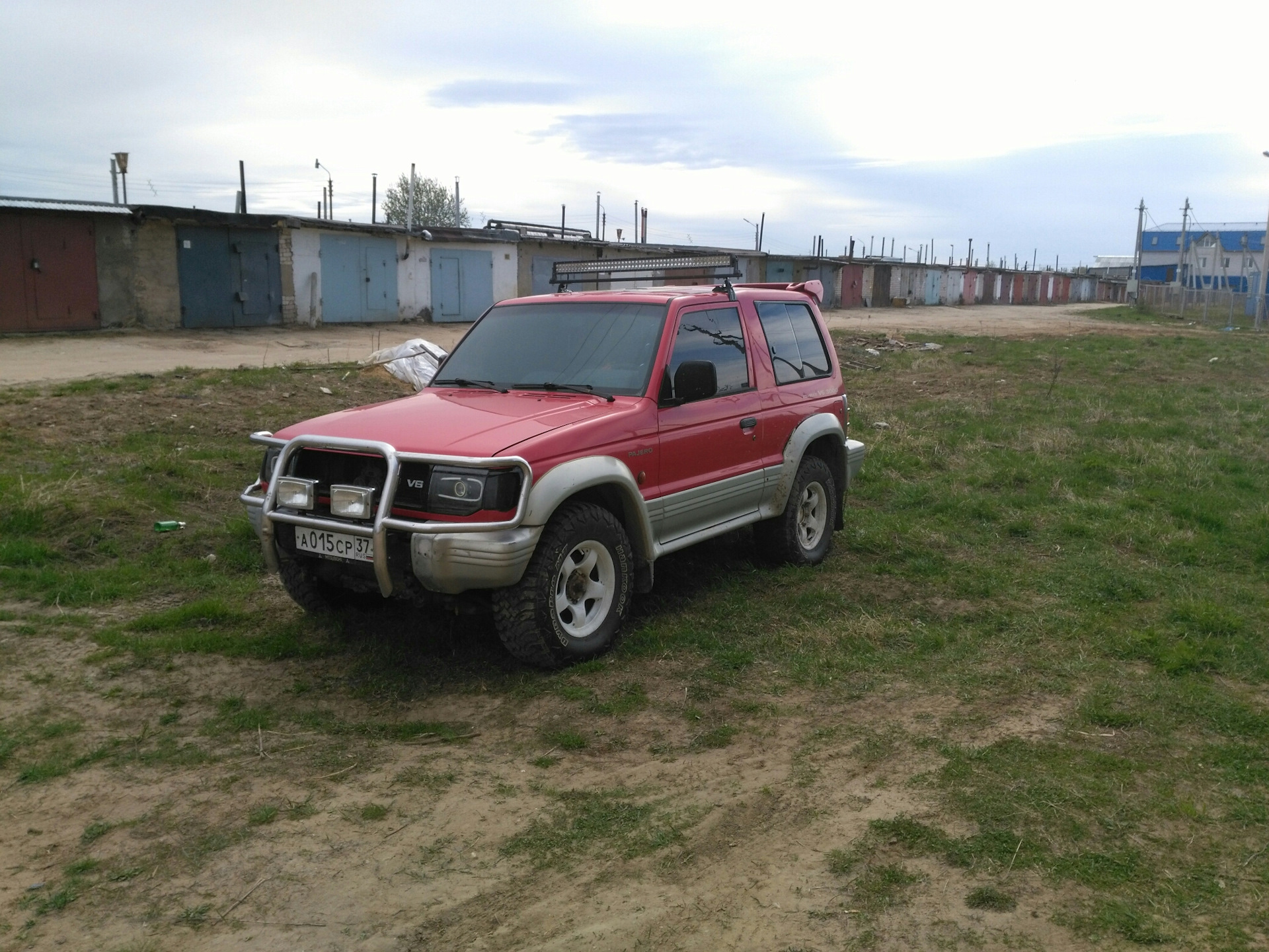 митсубиси паджеро 2 1995. Mitsubishi pajero 1995 год. Mitsubishi pajero ii 1995. Mitsubishi pajero 1995. Mitsubishi pajero 1995.