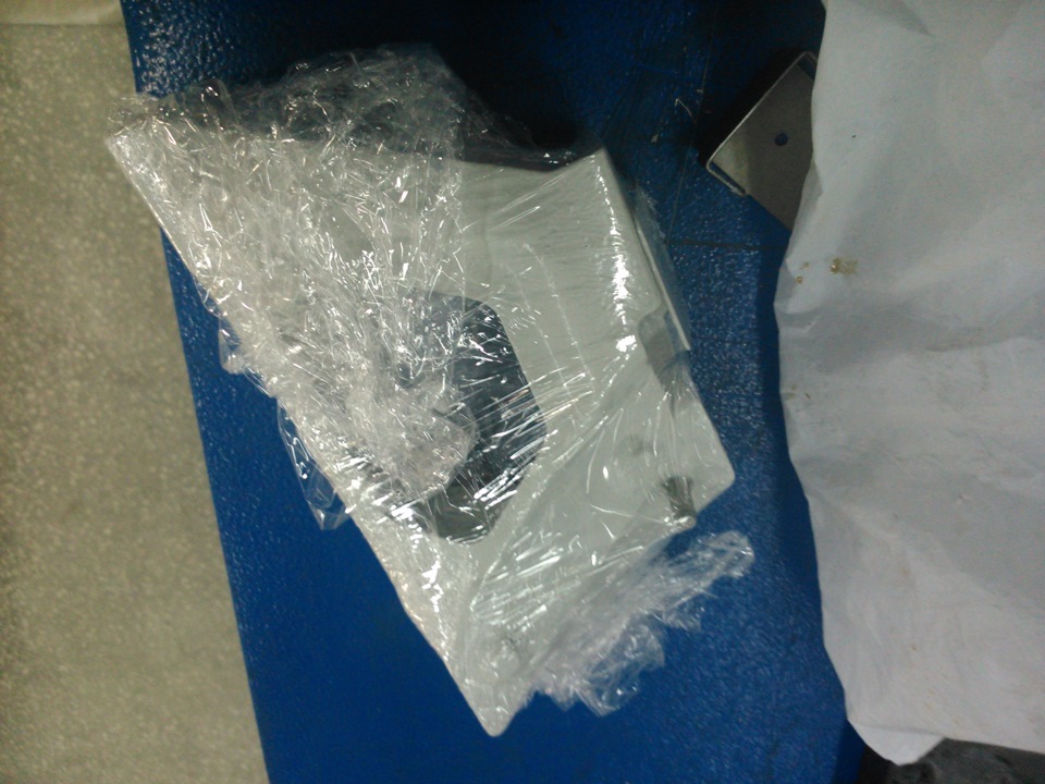 Снятие и ремонт заднего бампера и ремонт металл креплений — Lada 2114 ...