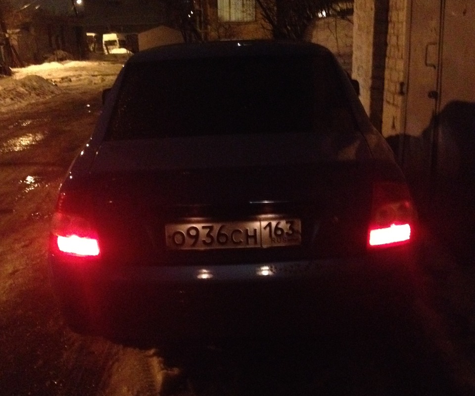 Пересвет задних фонарей. — Lada Приора седан, 1,6 л, 2007 года | тюнинг ...