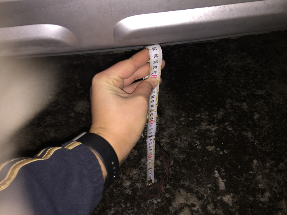 До декоративного элемента нижней части бампера — 35 см, думаете неплохо? Тогда прошу на следующую картинку — BMW 2 series Active Tourer (F45)