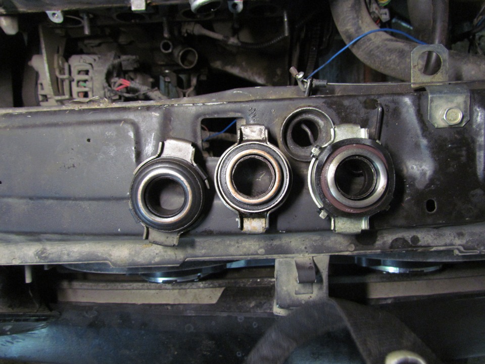 2 — Lada 21093