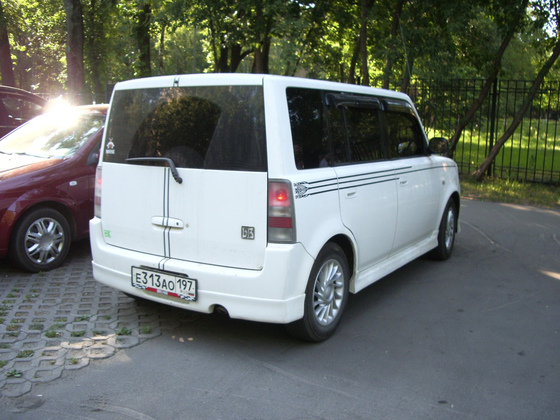        Toyota bB 13 2010 