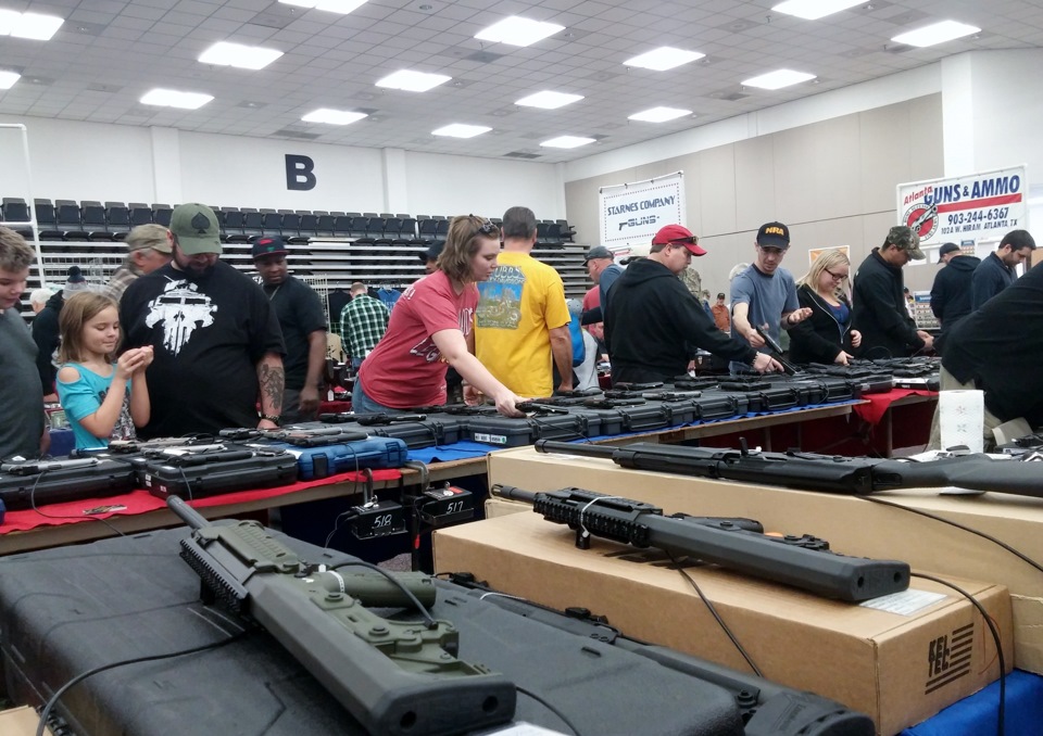 Gun Show in Texas/Оружейная ярмарка в Техасе — DRIVE2