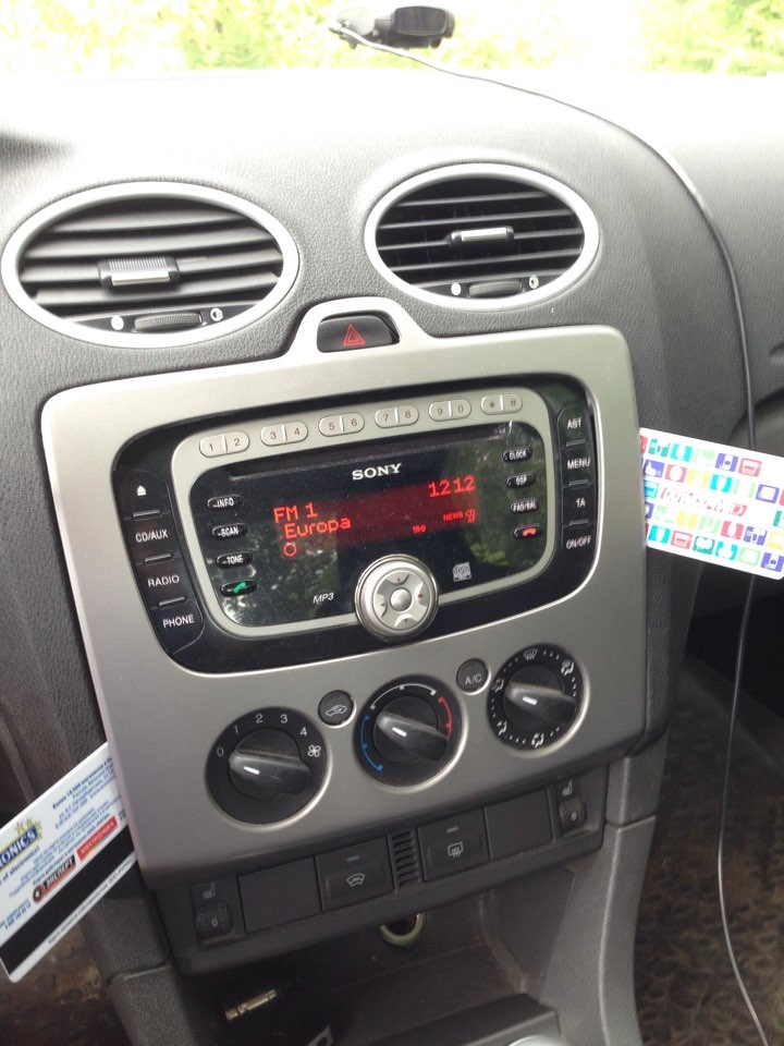Простой способ подключения AUX — Ford Focus Sedan II, 2 л, 2005 года ...