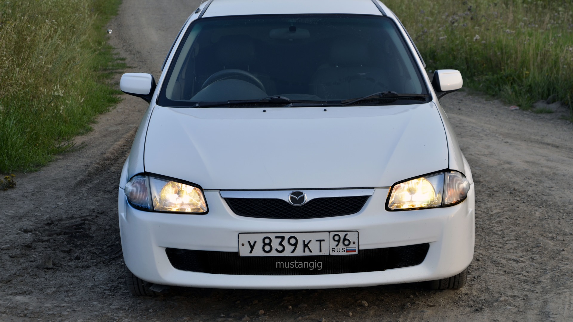 мазда фамилия 4wd