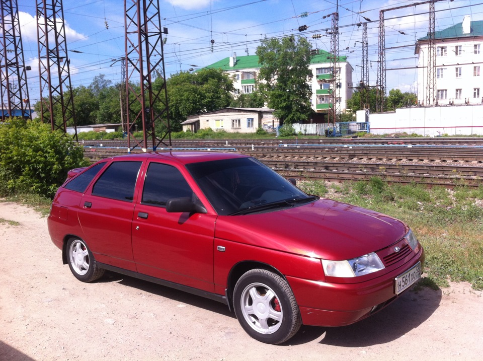 Lada 2113 1.6 бензиновый 2008