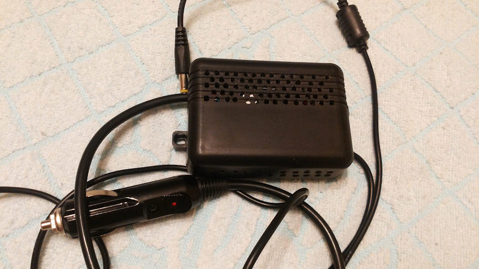 Преобразователь для ноутбука. — Volkswagen Passat B6, 2 л, 2006 года ...