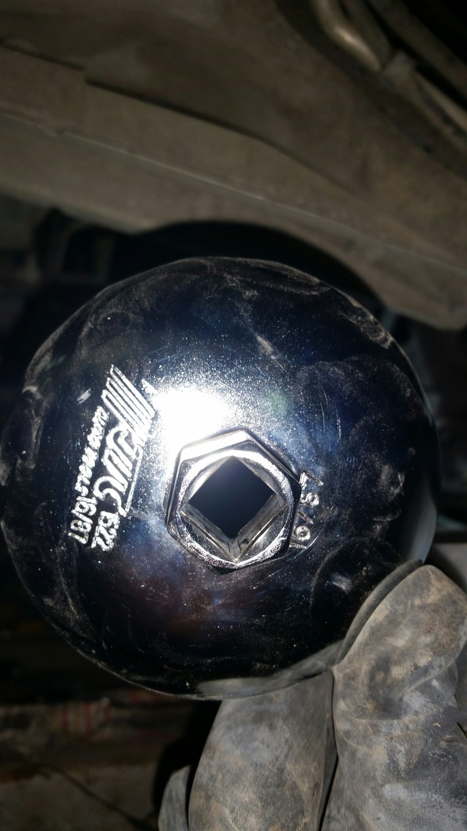 ключ для откручивания маслянного фильтра для xc90 — Volvo XC90 (1G), 2 ...